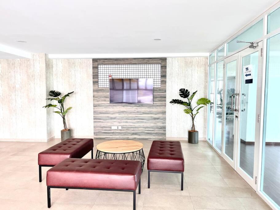 Urban Home-Swimming Pool-City Center Malacca Ngoại thất bức ảnh