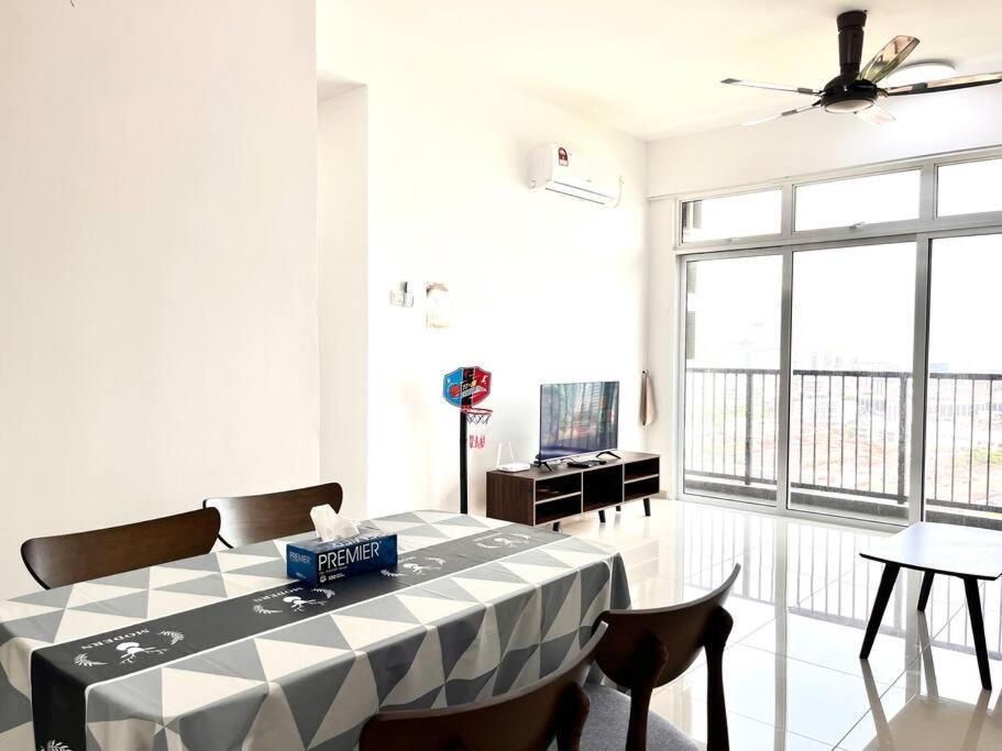 Urban Home-Swimming Pool-City Center Malacca Ngoại thất bức ảnh