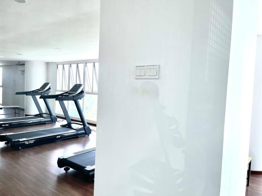 Urban Home-Swimming Pool-City Center Malacca Ngoại thất bức ảnh