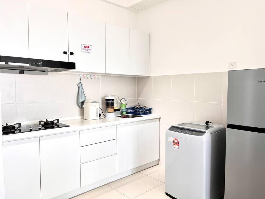 Urban Home-Swimming Pool-City Center Malacca Ngoại thất bức ảnh