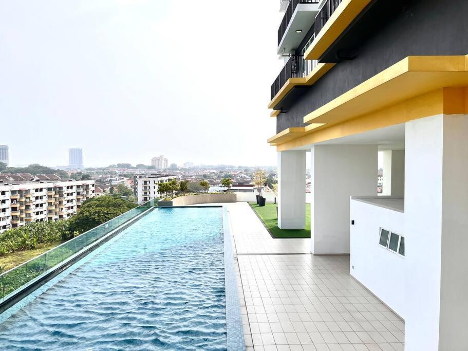 Urban Home-Swimming Pool-City Center Malacca Ngoại thất bức ảnh