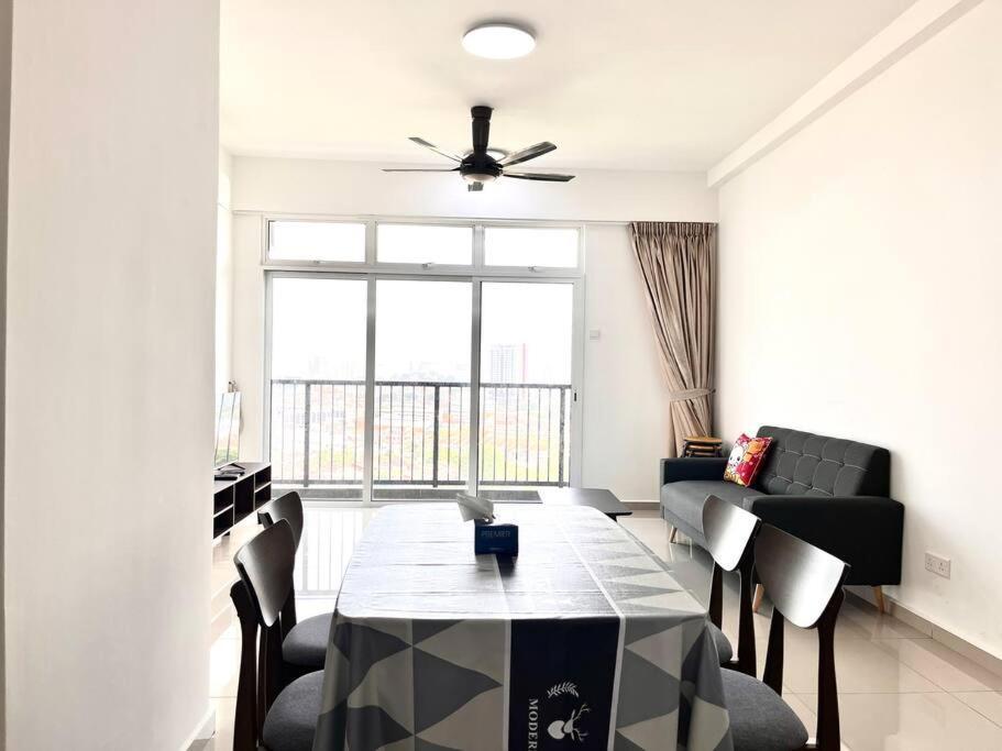 Urban Home-Swimming Pool-City Center Malacca Ngoại thất bức ảnh