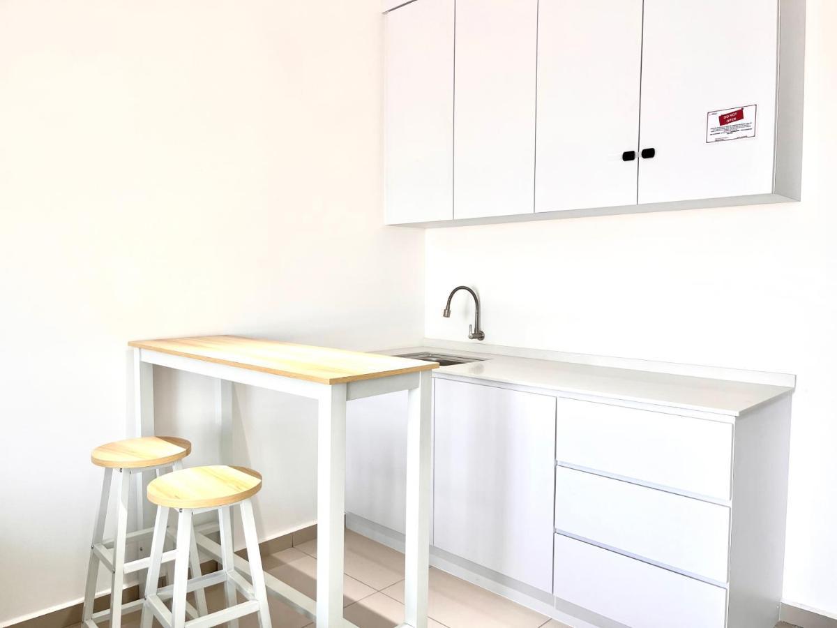 Urban Home-Swimming Pool-City Center Malacca Ngoại thất bức ảnh